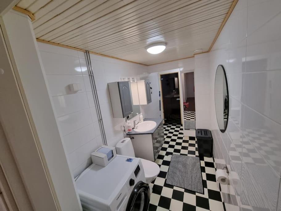 Valoisa Huoneisto Jossa Erinomaiset Vuoteet. Mikkeli Extérieur photo